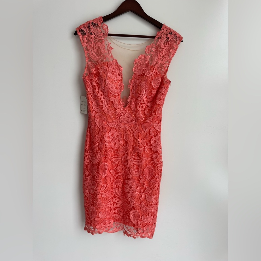 NEW Soieblu Lace Deep V Dress Women Medium Coral Sheer Sexy Feminine Open Formal